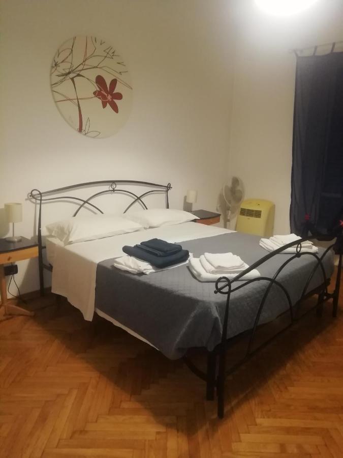 A Casa di Isotta Appartamento Torino Esterno foto